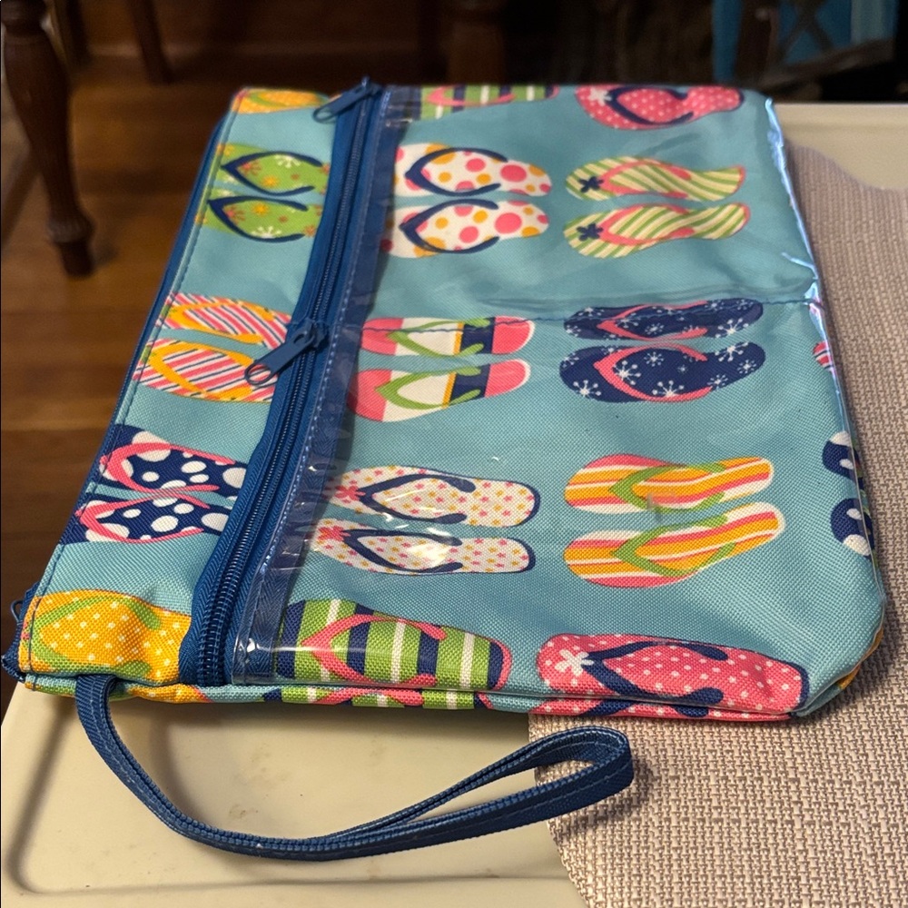 Vibrant Flip-Flop Print Women's Clutch